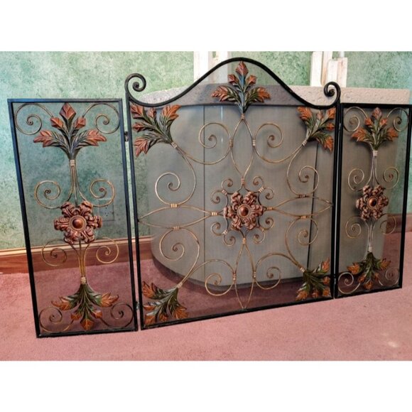 Decorative Vintage Metal Fireplace Screen With Floral & Scroll Design - Picture 1 of 2